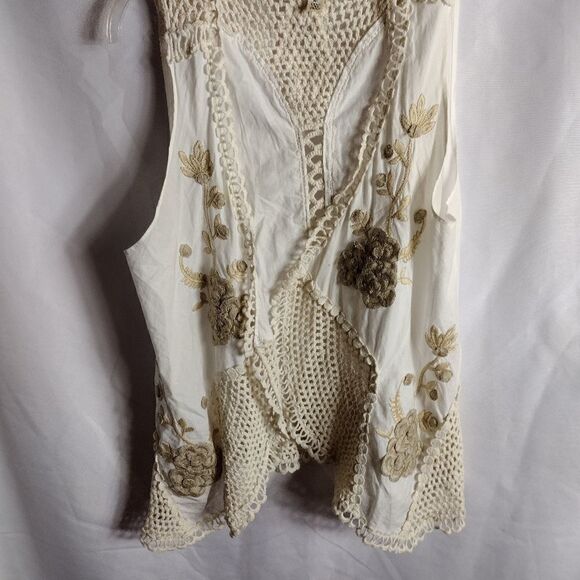 Dylan vest  - Picture 1 of 9
